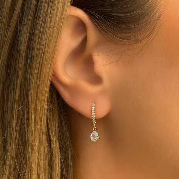 “Giselle” LUXE Demi Fine Petite Hoops - Picture 2 of 3